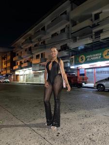 647210209: Chica busca chico en Valencia