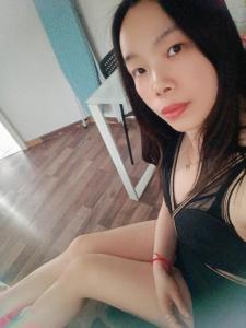 Chica busca chico en Tenerife: 