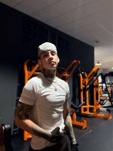 627295189: Chico busca chica en Alicante