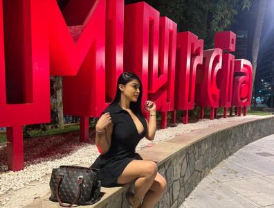 Chica busca chico en Murcia: 