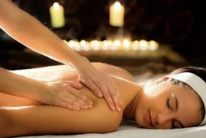 613694965: Chica busca chico en Alicante