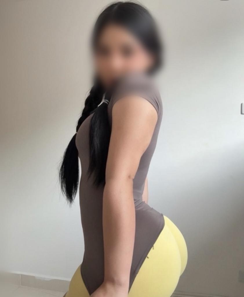Chica busca chico en Sevilla: 