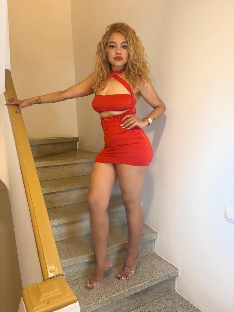 Chica busca chico en Cádiz: 