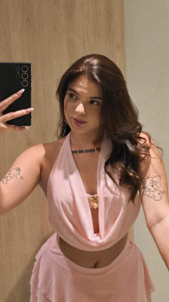 684732269: Chica busca chico en Ibiza