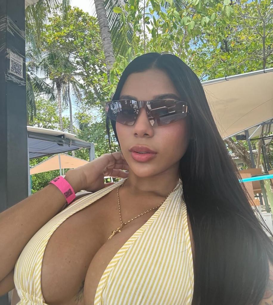 612279721: Chica busca chico en Pontevedra
