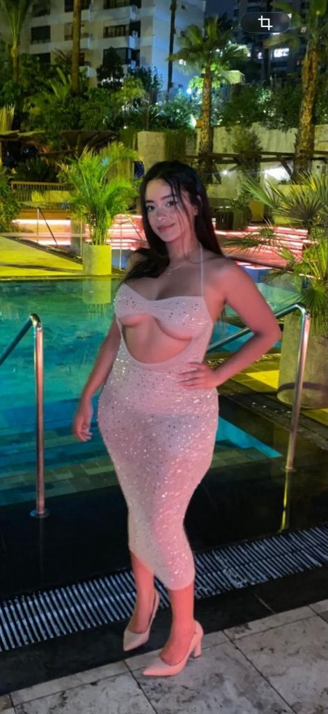 697960692: Chica busca chico en León