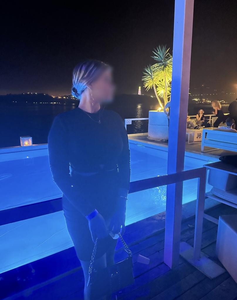 Chica busca chico en Almería: 