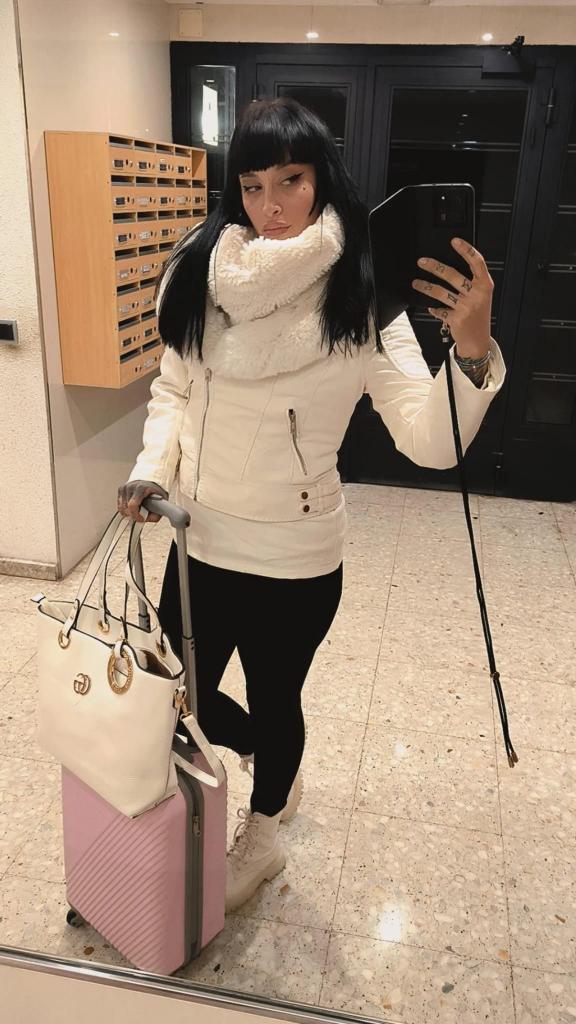 647210209: Chica busca chico en Valencia