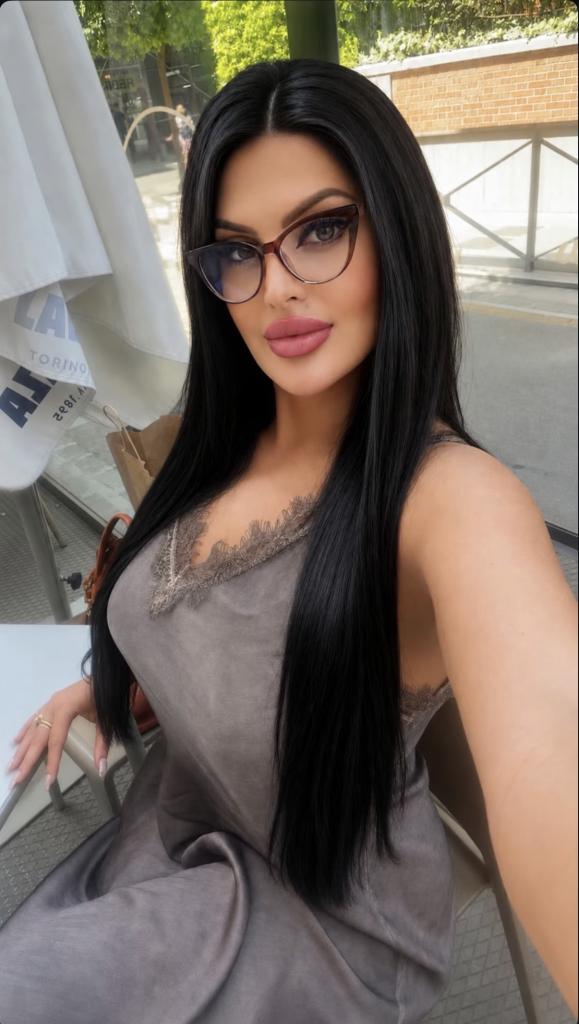 602373942: Chica busca chico en Granada