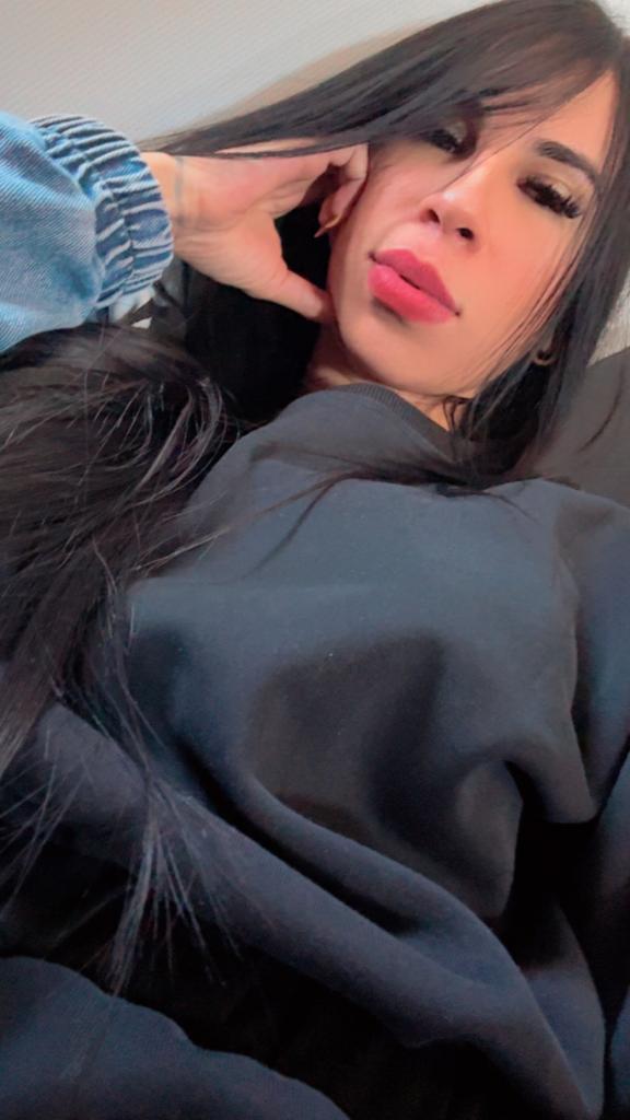 645212952: Chica busca chico en Madrid