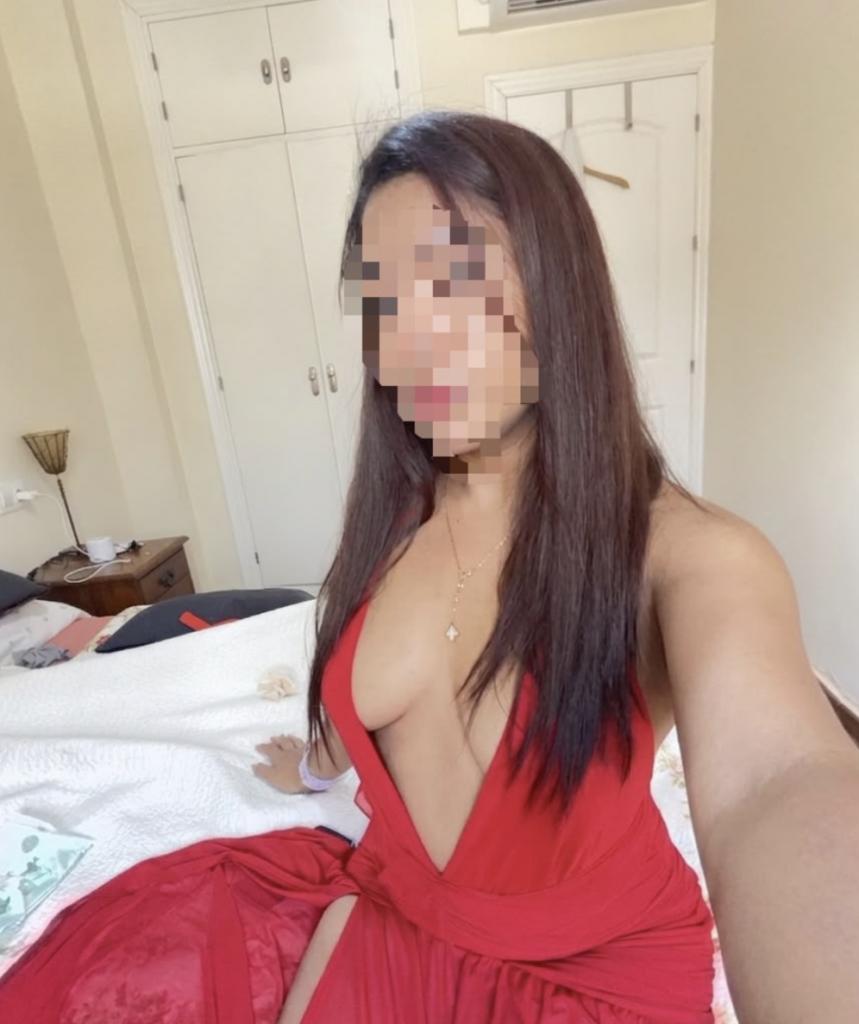 643904729: Chica busca chico en Cádiz