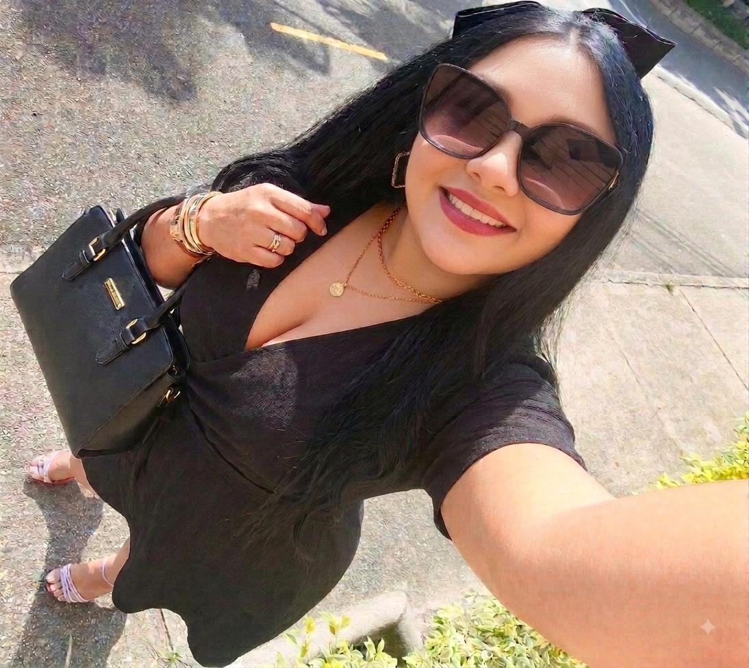 Chica busca chico en Almería: 
