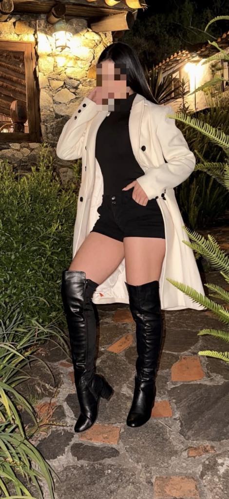 745002140: Chica busca chico en Mallorca