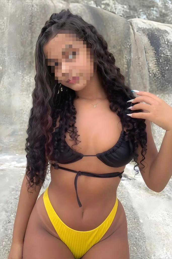 664365815: Chica busca chico en Madrid