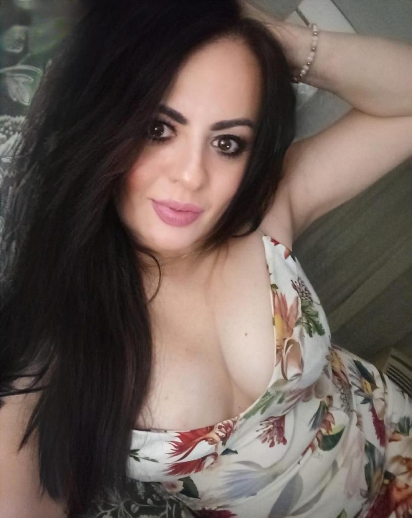 Chica busca chico en Murcia: Chica busca chico