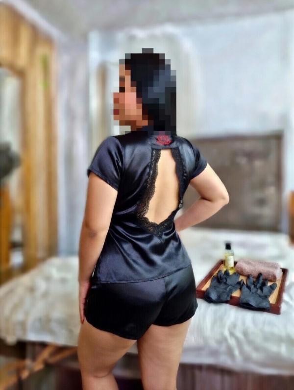 Chica busca chico en Granada: 