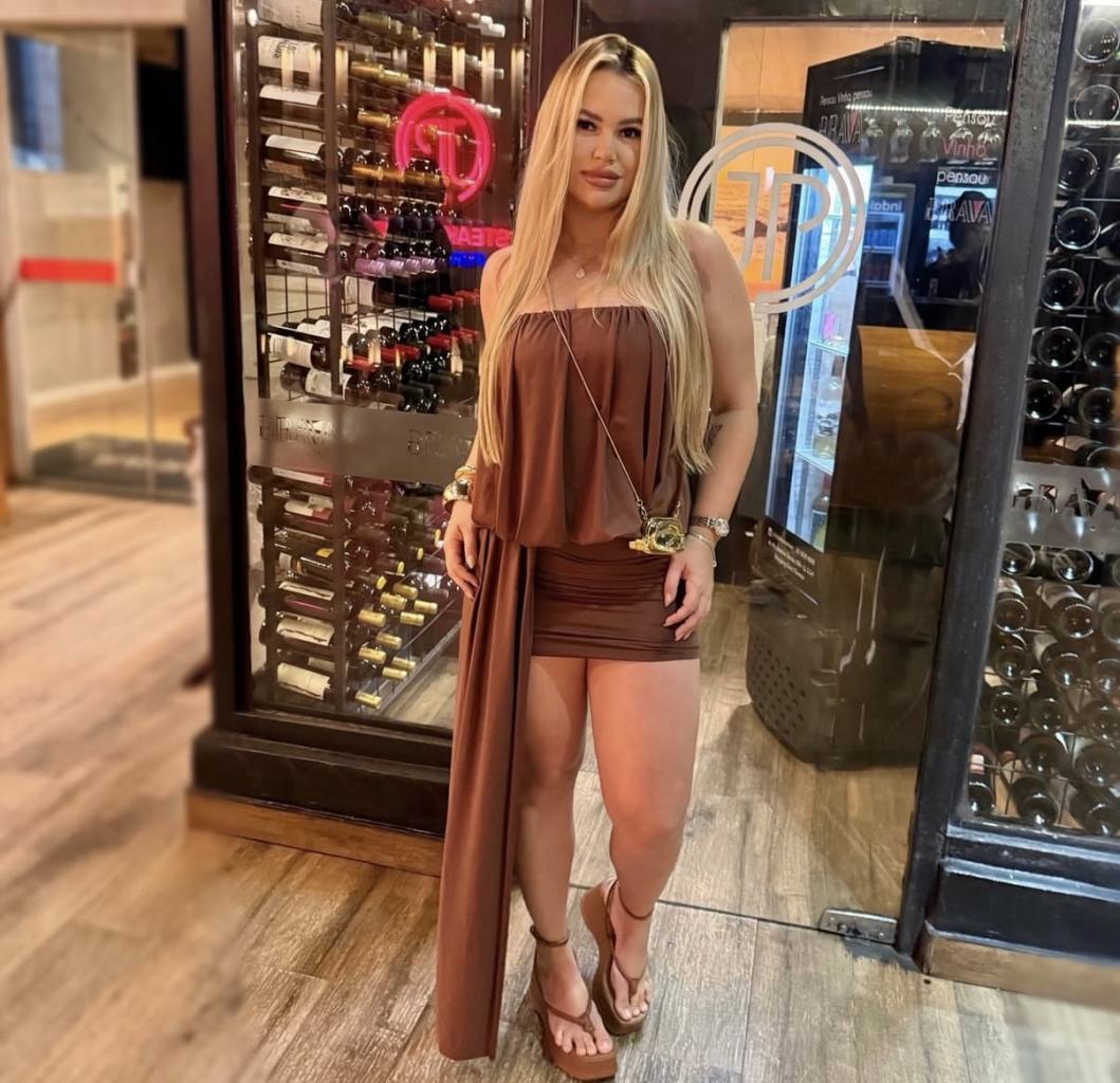 Chica busca chico en Huelva: 