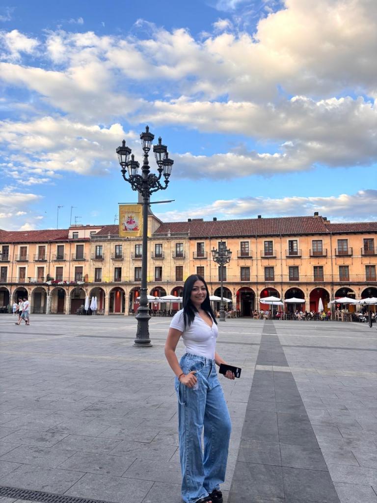 Chica busca chico en León: 