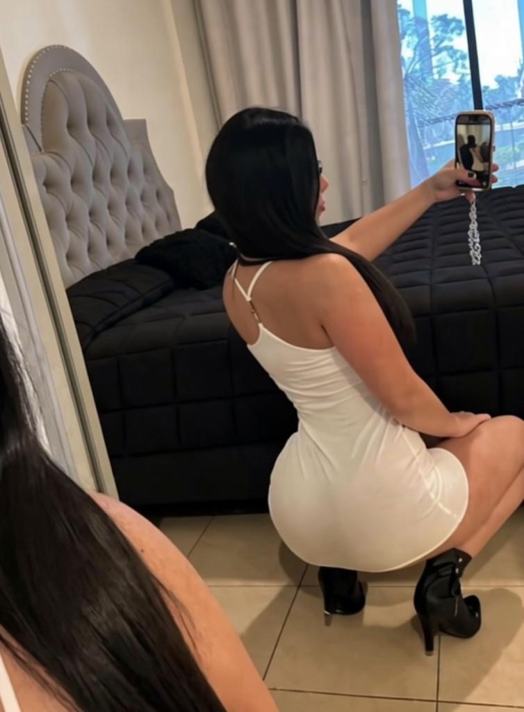 613466157: Chica busca chico en Mallorca