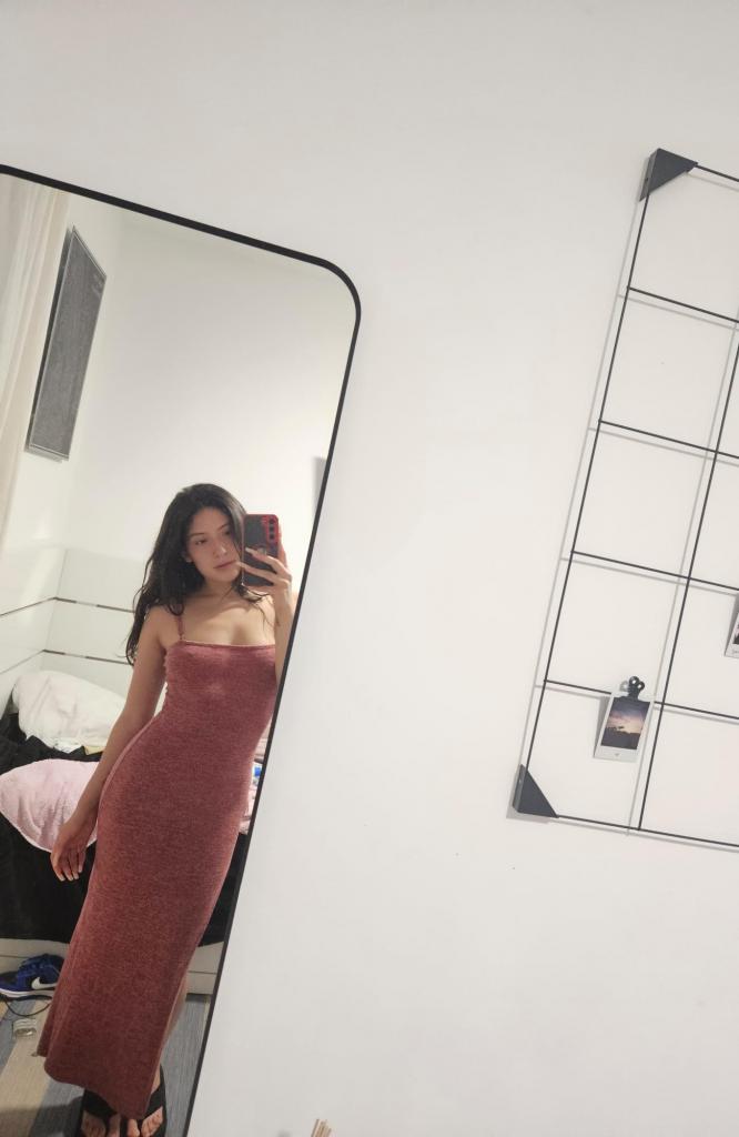 613592989: Chica busca chico en Barcelona