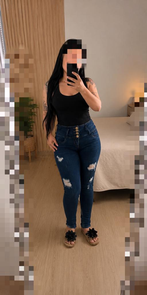 622143290: Chica busca chico en Gerona