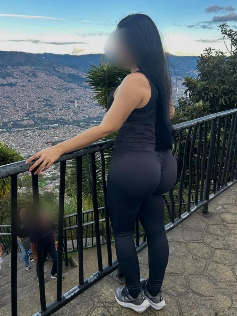 602164705: Chica busca chico en Málaga