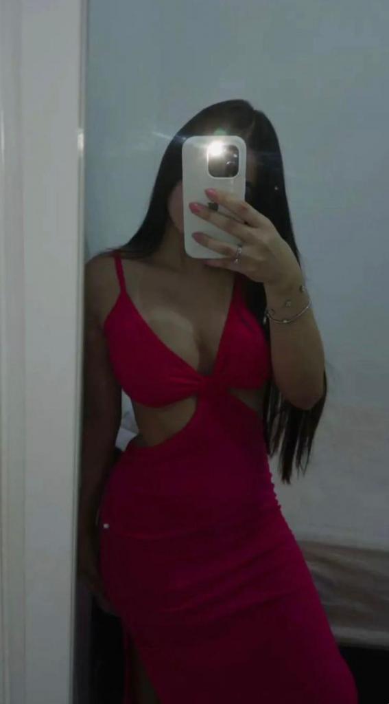 Chica busca chico en Cádiz: 
