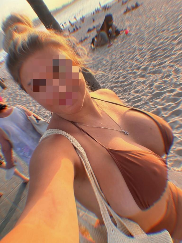 Chica busca chico en Almería: 