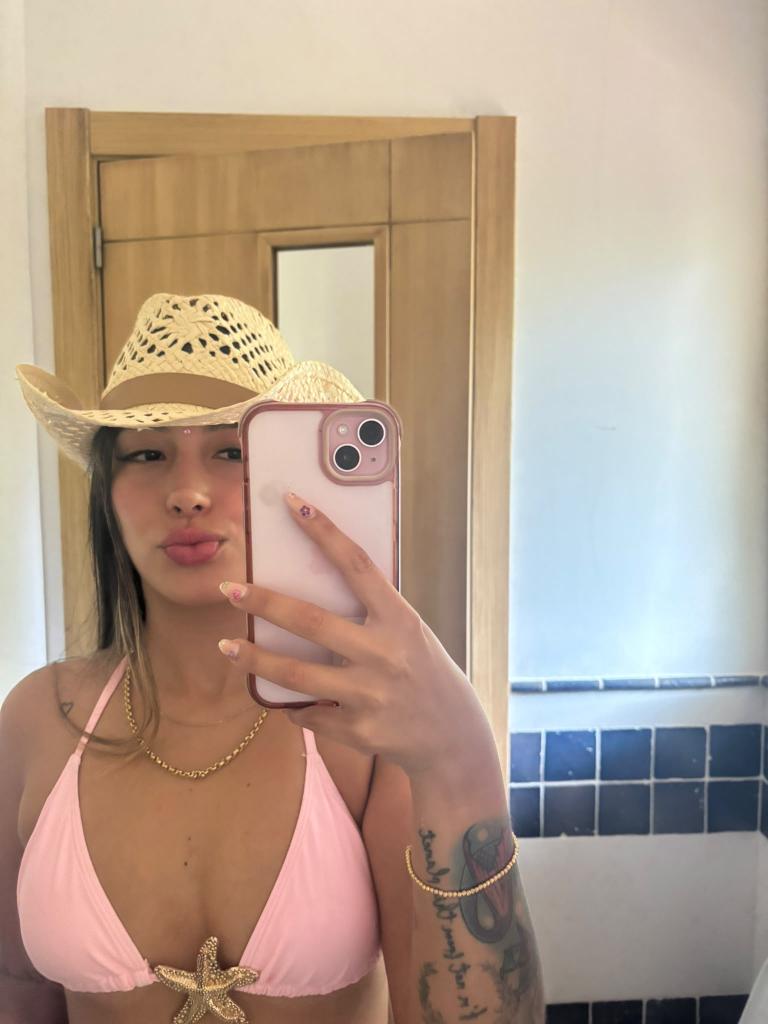 Chica busca chico en Cádiz: 