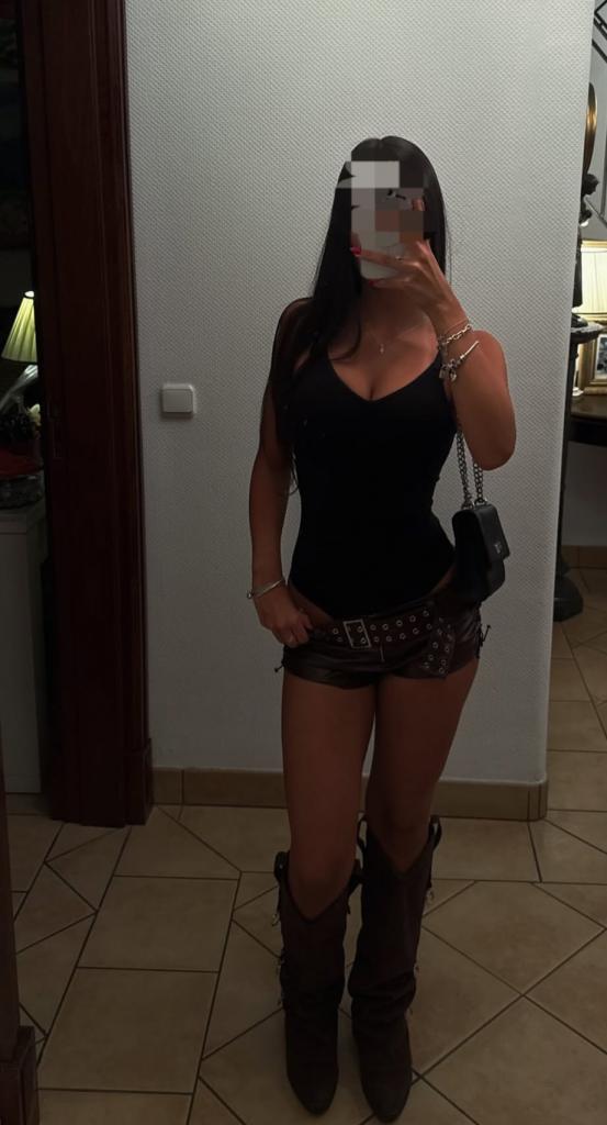602558923: Chica busca chico en Lugo