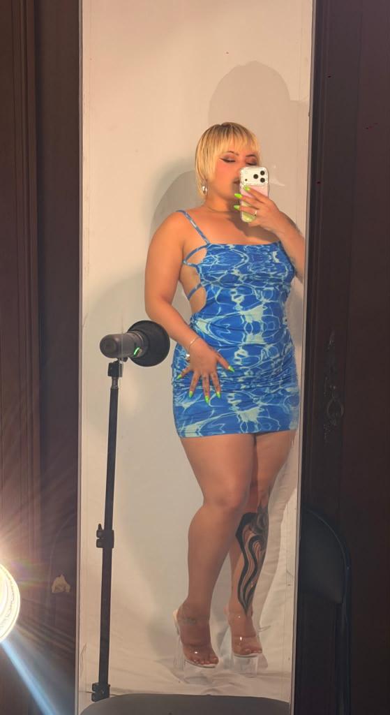 Chica busca chico en Granada: 