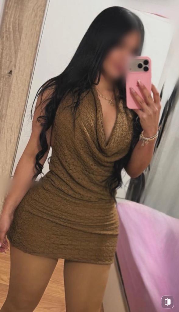 Chica busca chico en Granada: 