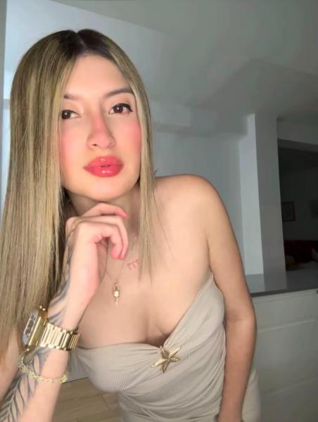 Chica busca chico en Barcelona: 