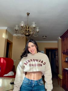 632381939: Chica busca chico en Madrid