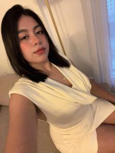 677164465: Chica busca chico en Málaga