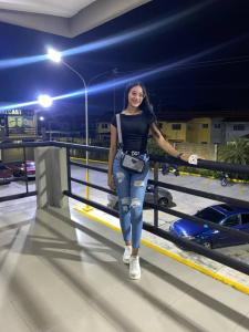653068613: Chica busca chico en Castellón
