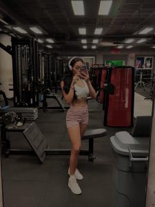 663413335: Chica busca chico en Pontevedra