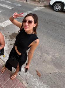 658625218: Chica busca chico en Ibiza