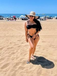 745048613: Chica busca chico en Huelva