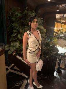 694259963: Chica busca chico en Madrid