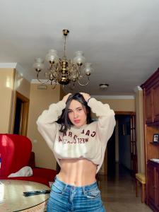603145154: Chica busca chico en Madrid