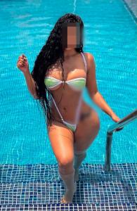 667590915: Chica busca chico en Barcelona