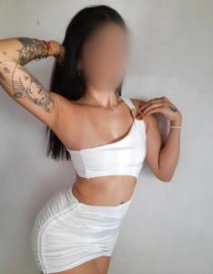 614640653: Chica busca chico en Murcia
