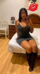 643560116: Chica busca chico en La Coruña
