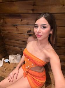 624856411: Chica busca chico en Ibiza