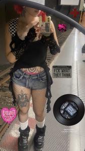 601997222: Chica busca chico en Barcelona