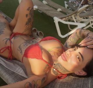 613686727: Chica busca chico en Tenerife