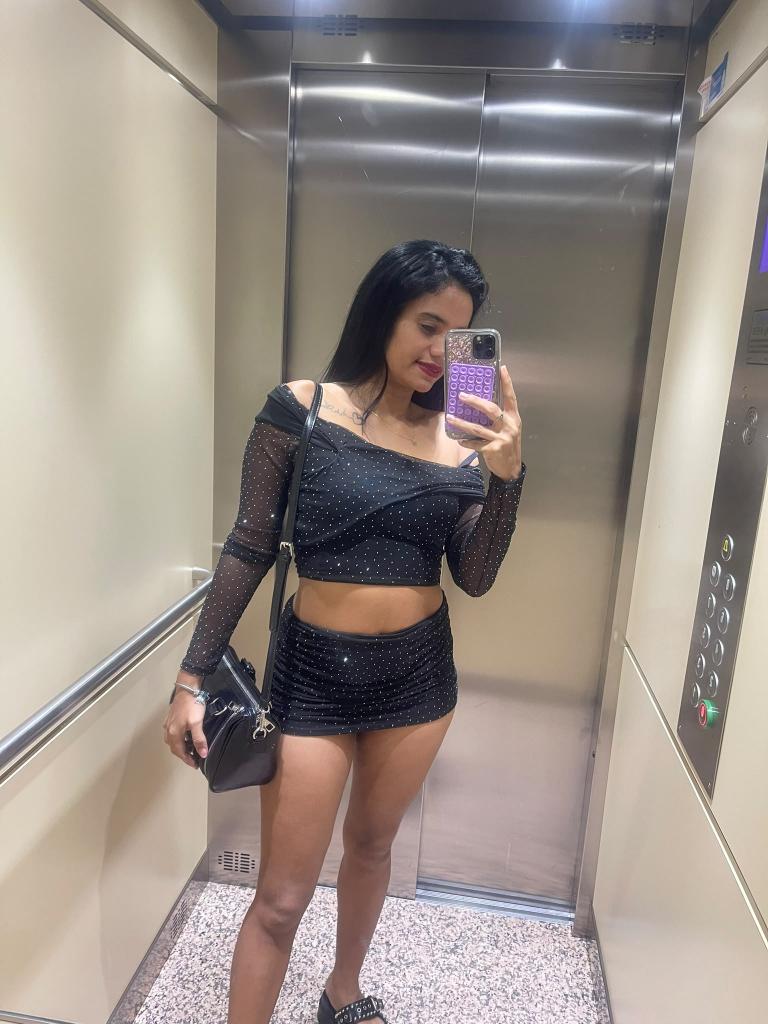 Chica busca chico en Barcelona: 