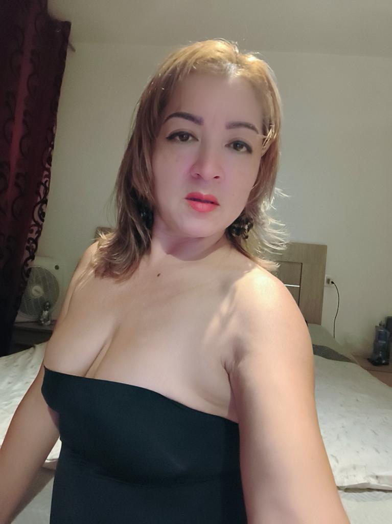 Chica busca chico en Lugo: 