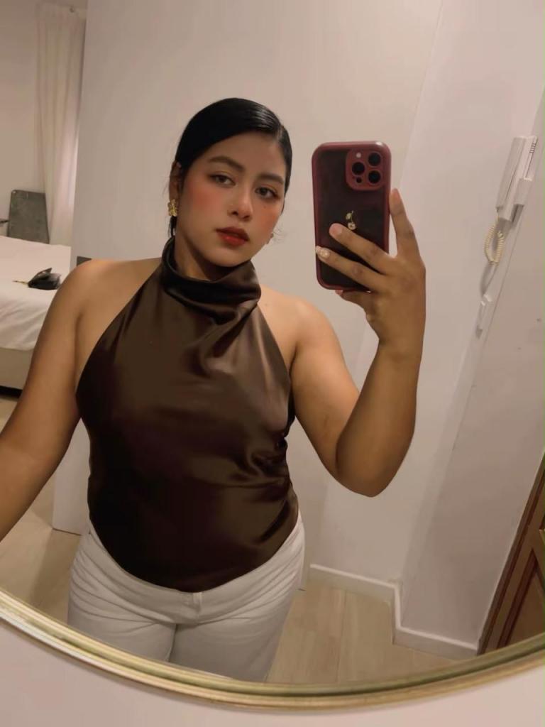 677164465: Chica busca chico en Málaga